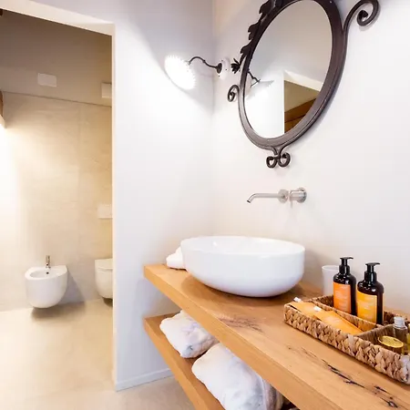 Giulia Relais & فندق *