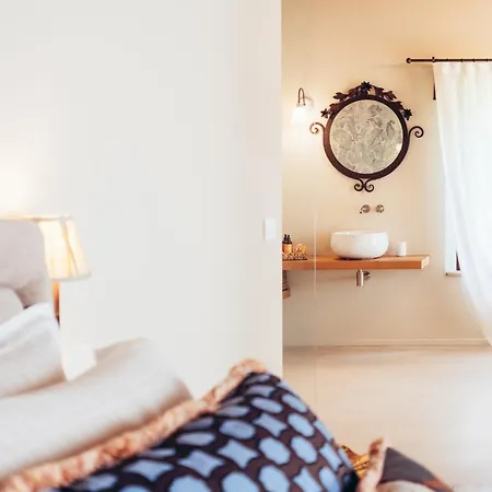 Giulia Relais & Otel *