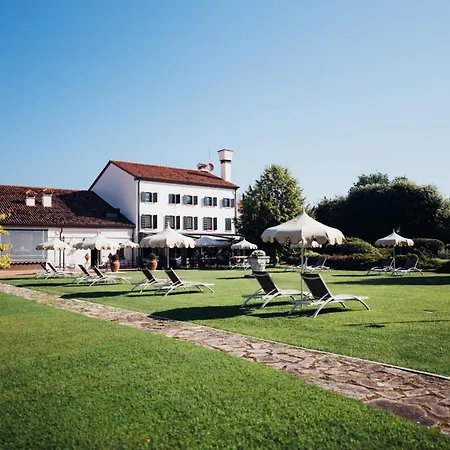 Hotel Giulia Relais & *