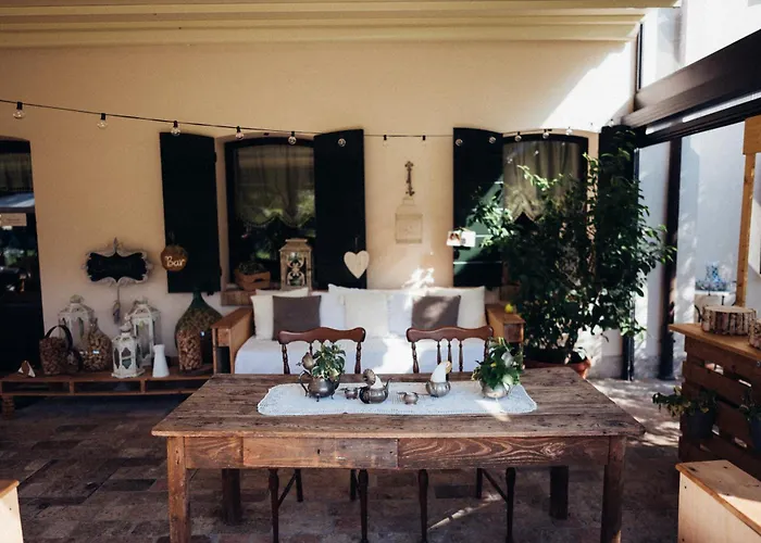 Giulia Relais & Ιεσόλο